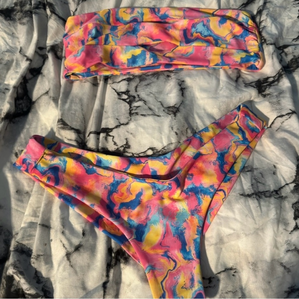 Moana Bikini in Vibrant Pink and Yellow BOTTOMS Shaved Ice - Picture 2 of 2